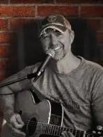 Musician Donnie Reyznek