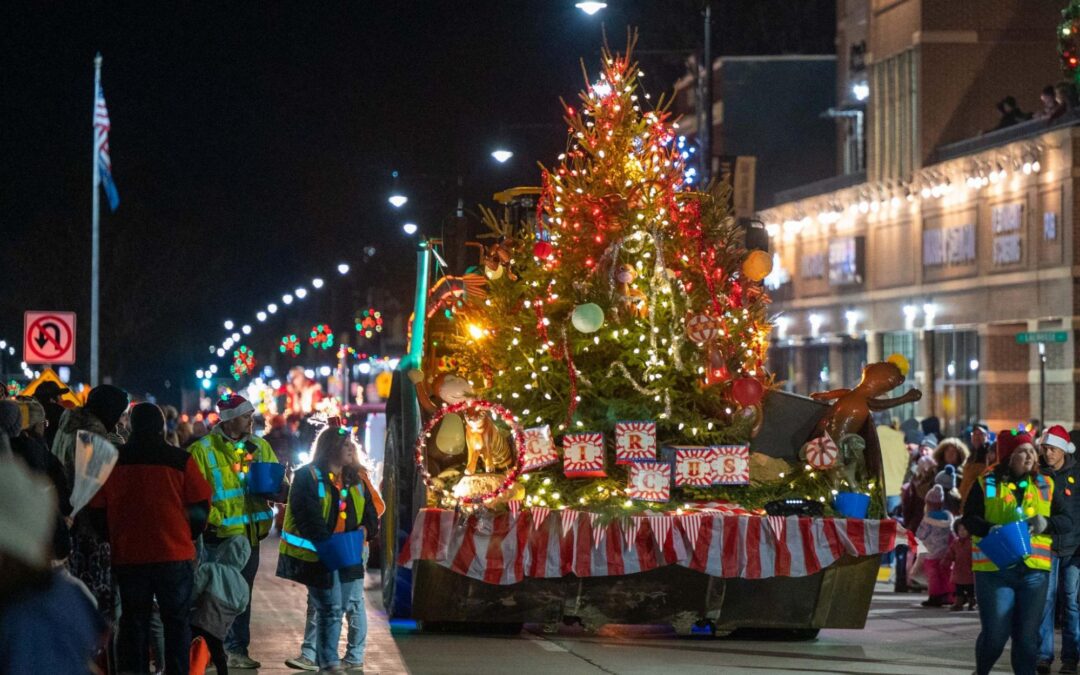 Christmas in Tomah: Discover the Kriskindlmarkt, Holiday Lights & Festive Traditions